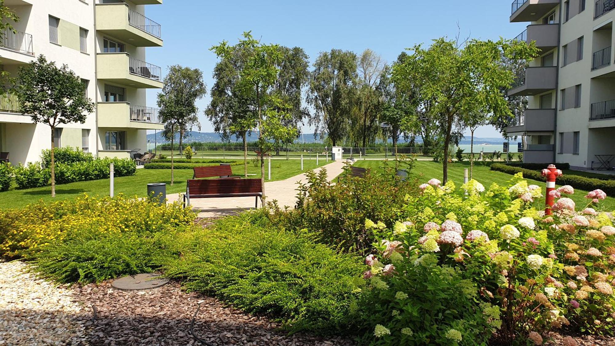 Lelle Resort B21 Balatonlelle Exteriér fotografie